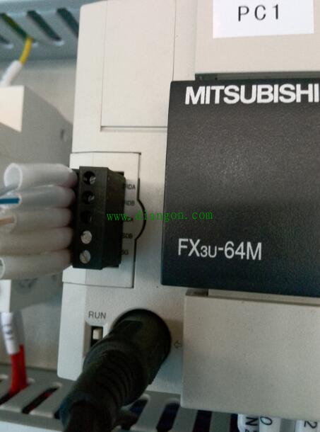 三菱FX3U PLC与三菱变频器多从站通信