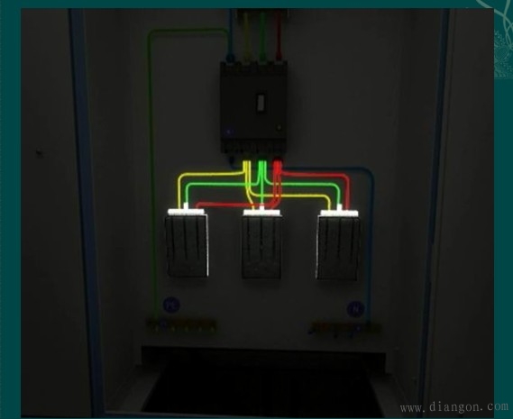 工地三相五线制电路接法